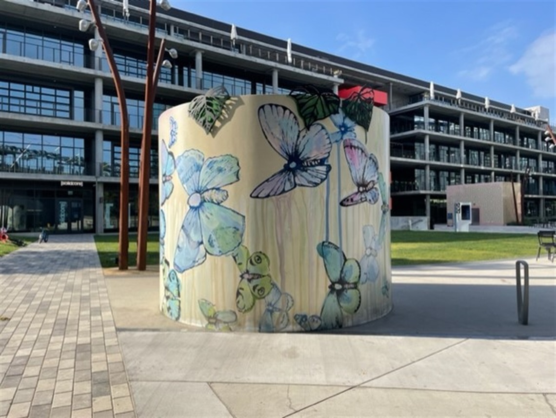 Migration 2 artwork at Ivy Station Campus