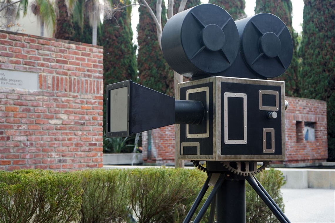 Culver City Camera Statue.jpg