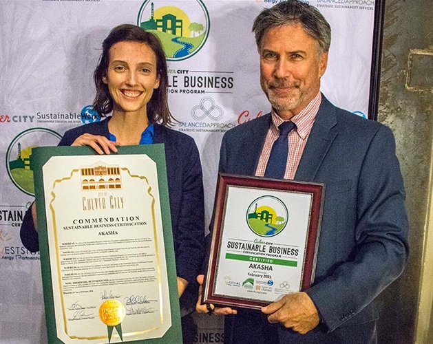 Akasha Manager Mary Skokna with Culver City Mayor Jeffrey Cooper